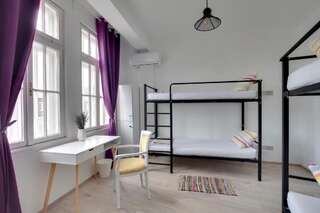 Хостелы Hostel Musala Варна Спальное место на двухъярусной кровати в общем номере для мужчин-2